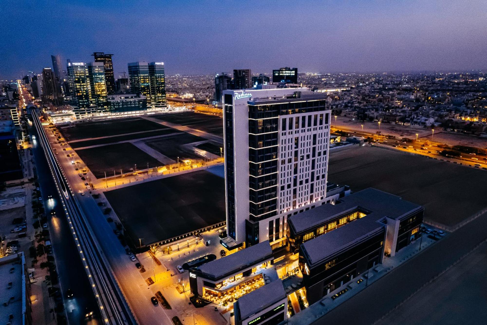 Radisson Hotel & Residence Riyadh Olaya מראה חיצוני תמונה