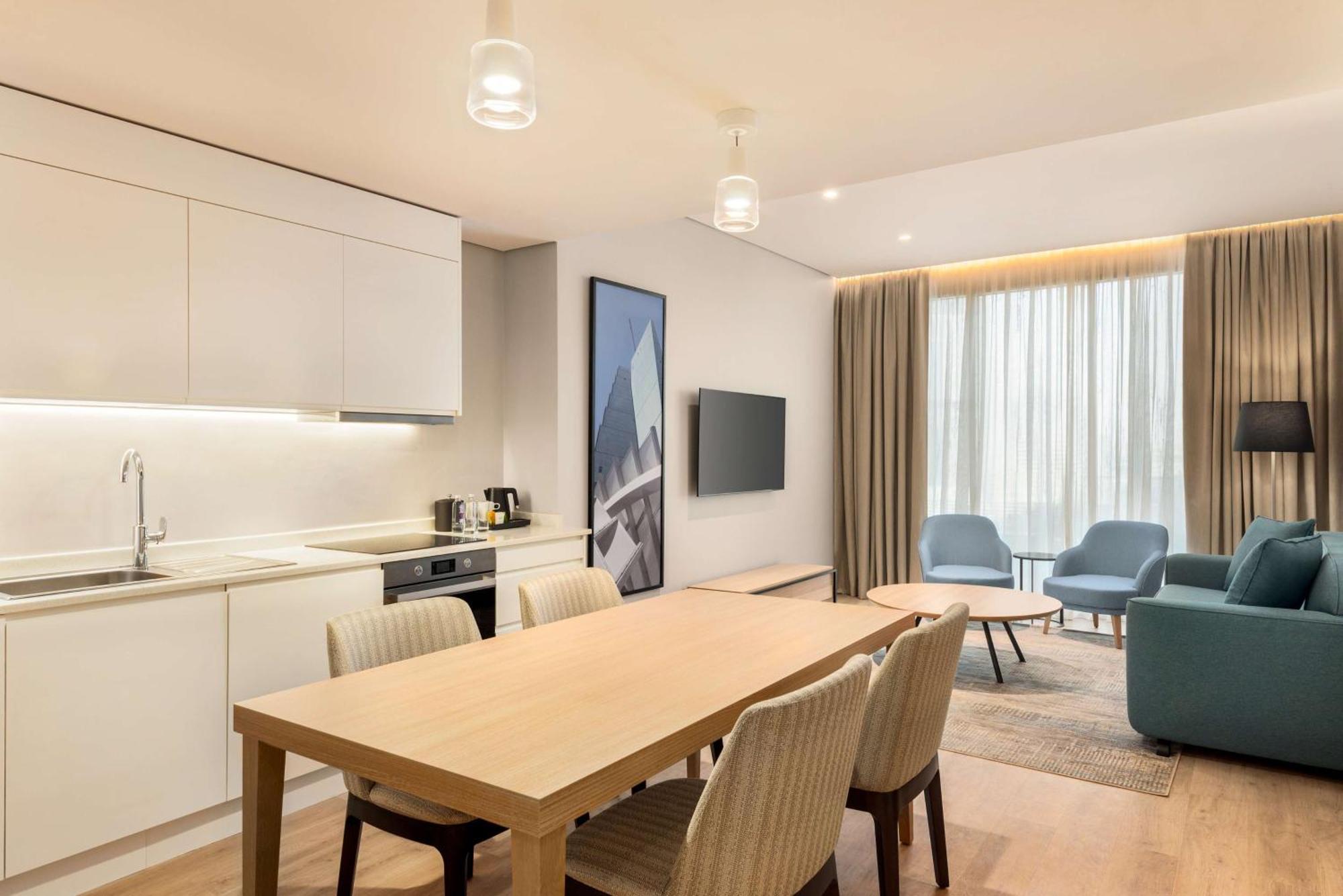 Radisson Hotel & Residence Riyadh Olaya מראה חיצוני תמונה