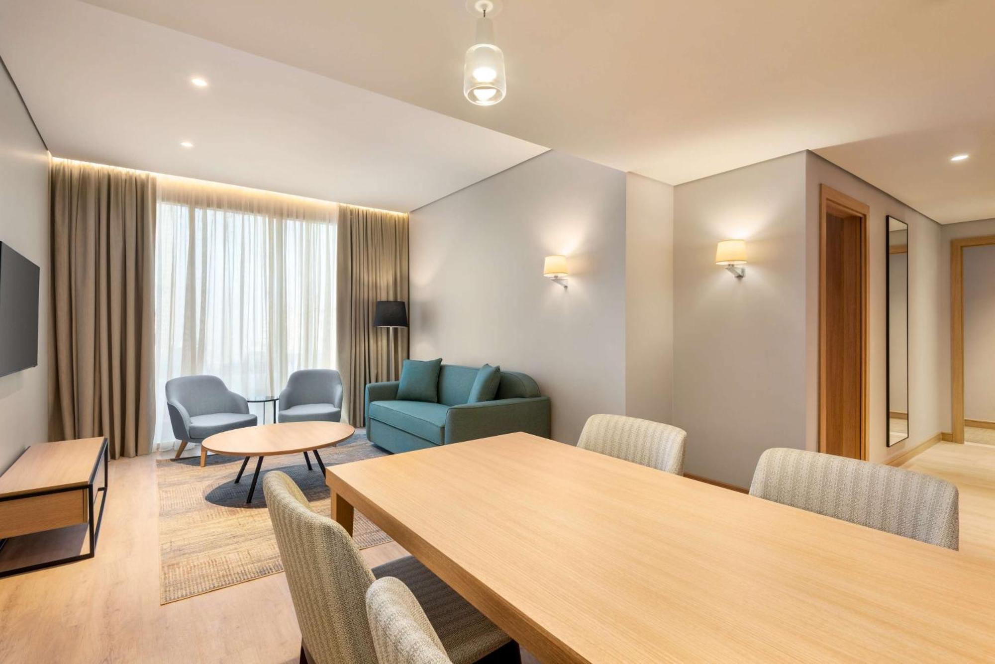 Radisson Hotel & Residence Riyadh Olaya מראה חיצוני תמונה