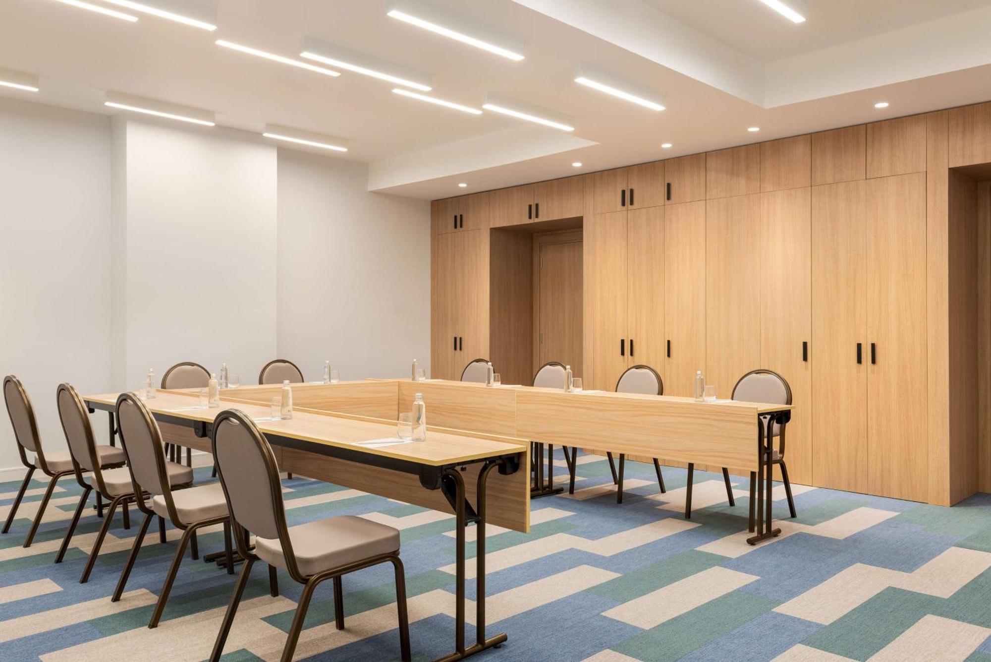 Radisson Hotel & Residence Riyadh Olaya מראה חיצוני תמונה