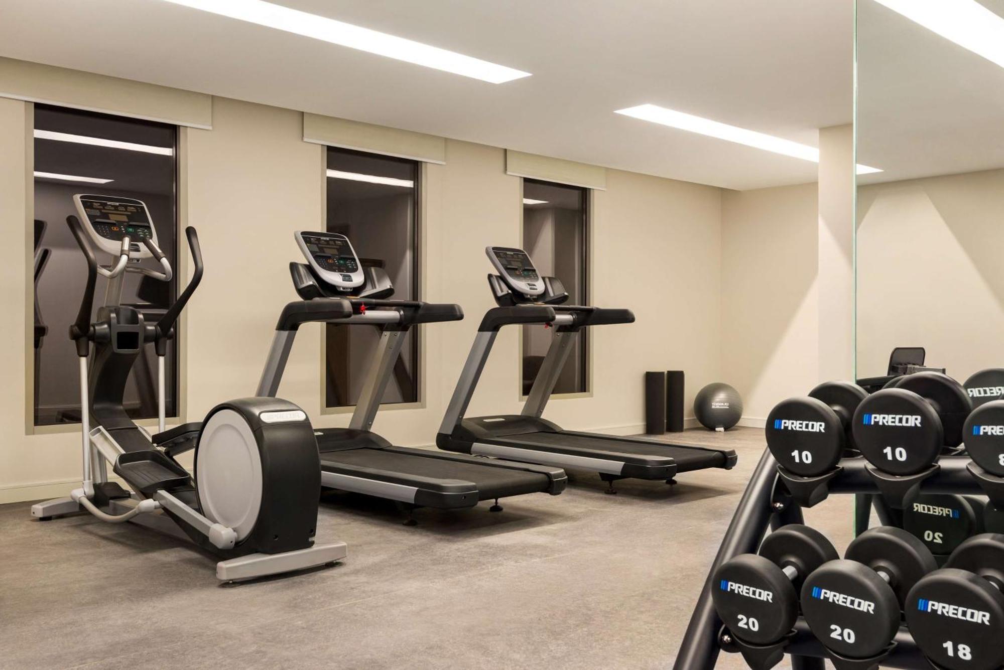 Radisson Hotel & Residence Riyadh Olaya מראה חיצוני תמונה