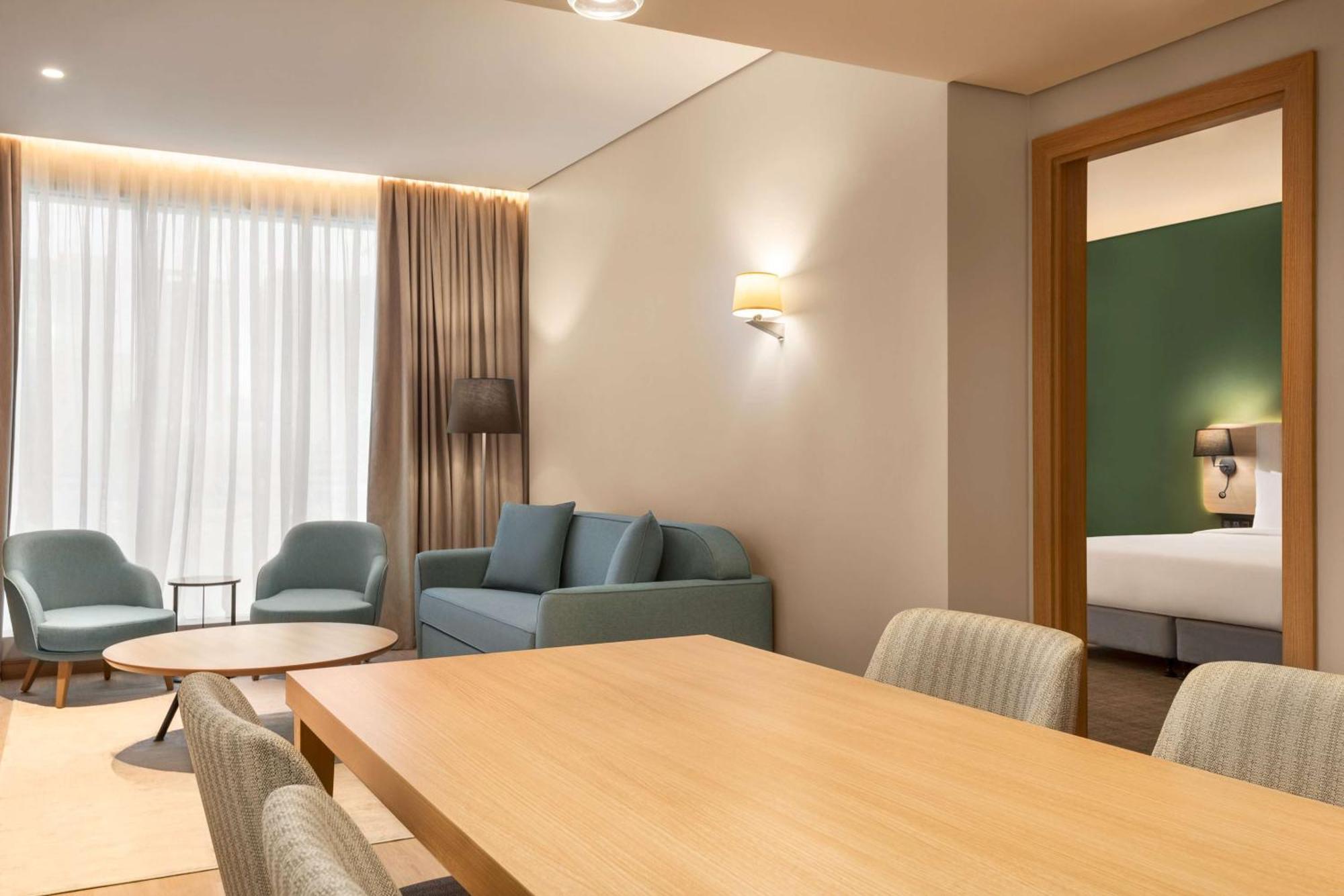 Radisson Hotel & Residence Riyadh Olaya מראה חיצוני תמונה