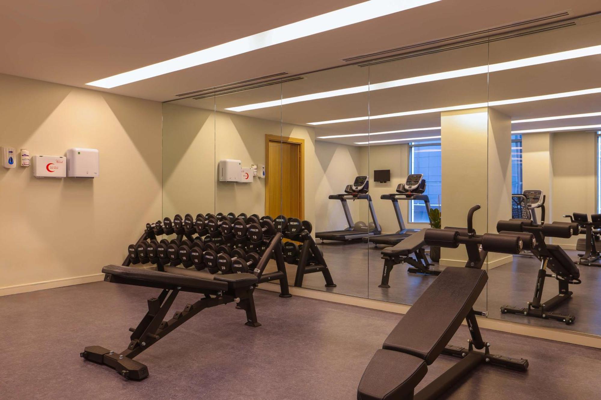 Radisson Hotel & Residence Riyadh Olaya מראה חיצוני תמונה