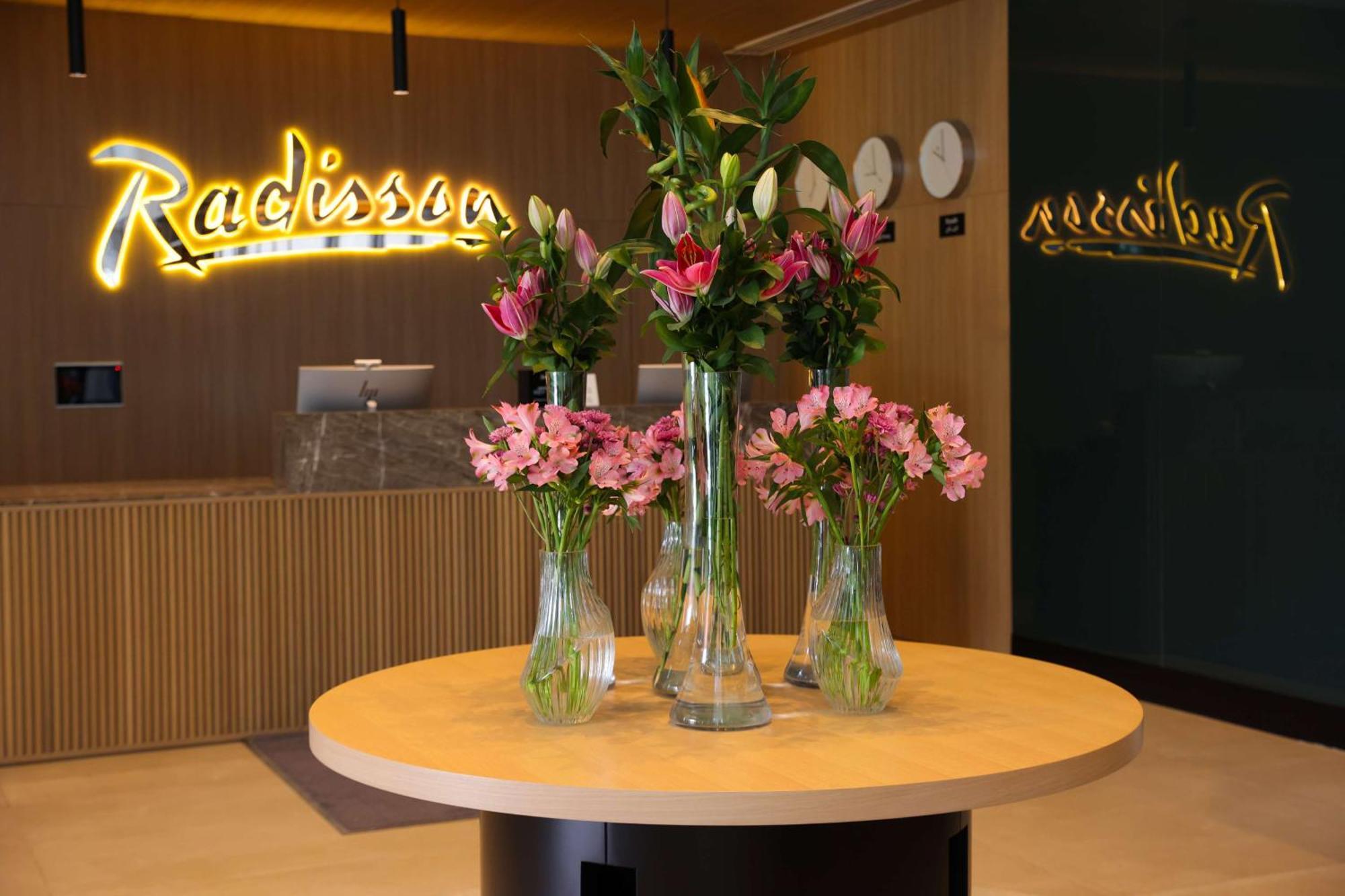 Radisson Hotel & Residence Riyadh Olaya מראה חיצוני תמונה