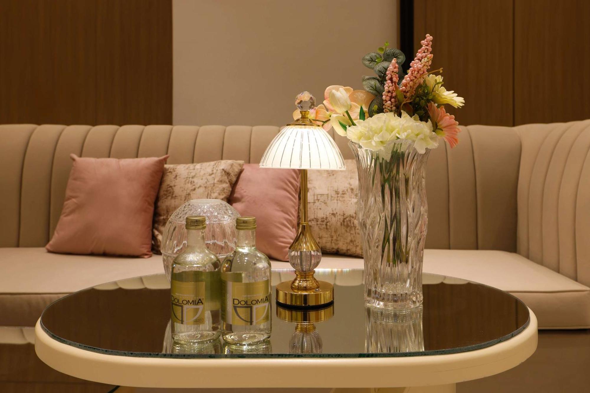 Radisson Hotel & Residence Riyadh Olaya מראה חיצוני תמונה